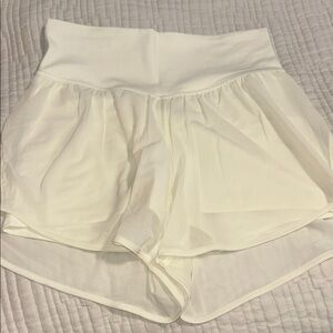 Lululemon Athletica Cream High-Waisted Skorts mesh